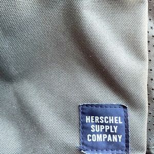 Herschel Backpack in Olive Green